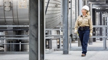 Process Technician Jana Price beside steam drum of the steam cracker at BASF TOTAL Petrochemicals LLC in Port Arthur, Texas. The site produces basic petrochemicals and operates one of the worldâs largest flexible feed steam crackers and the worldâs largest butadiene extraction facility.
Print free of charge. Copyright by BASF.

Prozesstechnikerin Jana Price neben der Dampftrommel des Steamcrackers der BASF TOTAL Petrochemicals LLC in Port Arthur, Texas. Der Standort produziert petrochemische Basischemikalien und betreibt einen der weltweit grÃ¶Ãten Steamcracker, der verschiedene Rohstoffe verarbeiten kann, sowie die grÃ¶Ãte Butadien-Extraktionsanlage der Welt.
Abdruck honorarfrei. Copyright by BASF.,Process Technician Jana Price beside steam drum of the steam cracker at BASF TOTAL Petrochemicals LLC in Port Arthur, Texas. The site produces basic petrochemicals and operates one of the world’s largest flexible feed steam crackers and the world’s largest butadiene extraction facility.
Print free of charge. Copyright by BASF.

Prozesstechnikerin Jana Price neben der Dampftrommel des Steamcrackers der BASF TOTAL Petrochemicals LLC in Port Arthur, Texas. Der Standort produziert petrochemische Basischemikalien und betreibt einen der weltweit größten Steamcracker, der verschiedene Rohstoffe verarbeiten kann, sowie die größte Butadien-Extraktionsanlage der Welt.
Abdruck honorarfrei. Copyright by BASF.