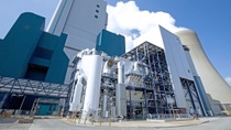 The power plant site in Niederaussem, Germany: This is where the joint research program for CO2 scrubbing by BASF, Linde and RWE Power started. CO2 scrubbing is a key technology for carbon capture and storage (CCS). The results achieved are remarkable: significantly reduced energy consumption, high purity of the captured CO2, low detergent consumption and a plant availability of 97 percent. The power plant site in Niederaussem, Germany: This is where the joint research program for CO2 scrubbing by BASF, Linde and RWE Power started. CO2 scrubbing is a key technology for carbon capture and storage (CCS). The results achieved are remarkable: significantly reduced energy consumption, high purity of the captured CO2, low detergent consumption and a plant availability of 97 percent.
